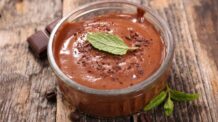 Mousse de Chocolate: Uma Delícia Cremosa para Chocólatras